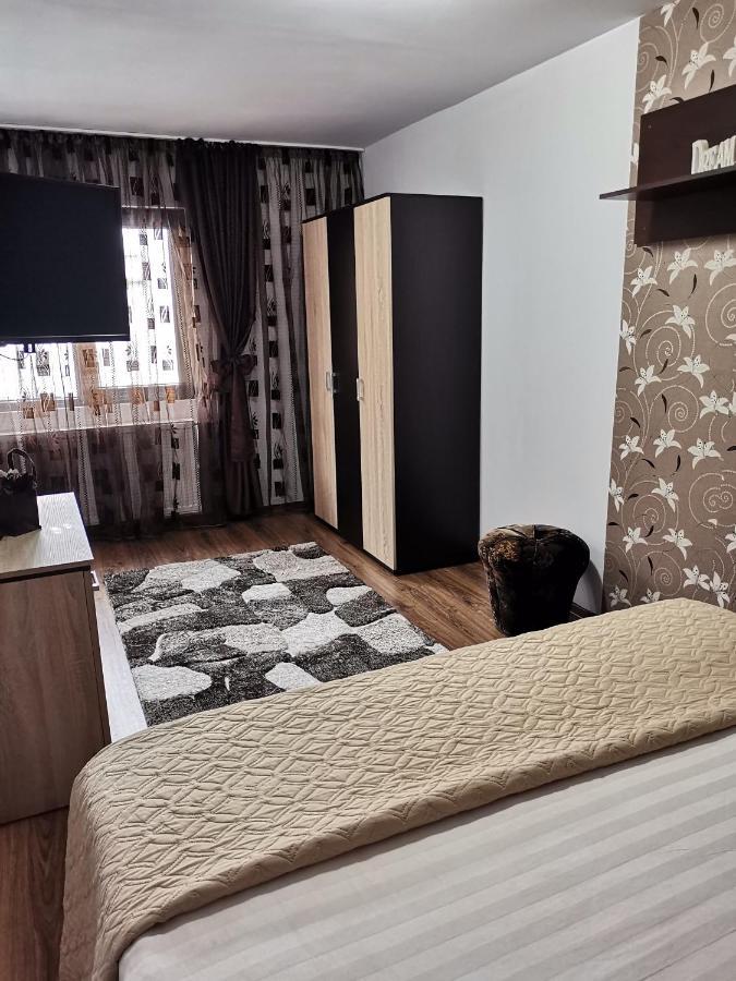 Shelby Accommodation -Adult Only- Sinaia Eksteriør billede